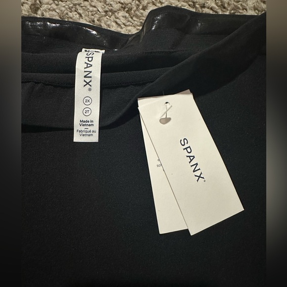 NWT SPANX High Waisted Thong - Picture 2 of 5